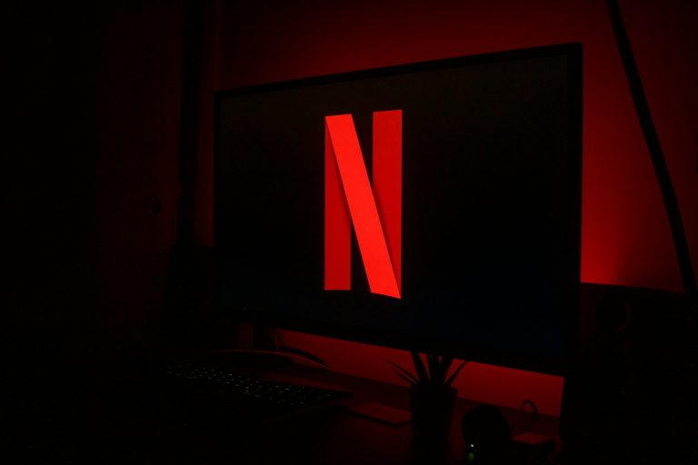 Download Netflix MOD APK 8.30.2 Premium Terbaru 2024
